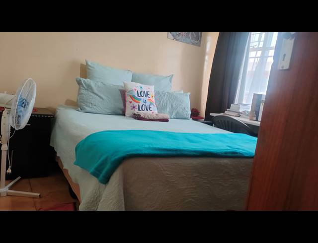 2 BEDROOM FLAT FOR SALE IN SILVERTON